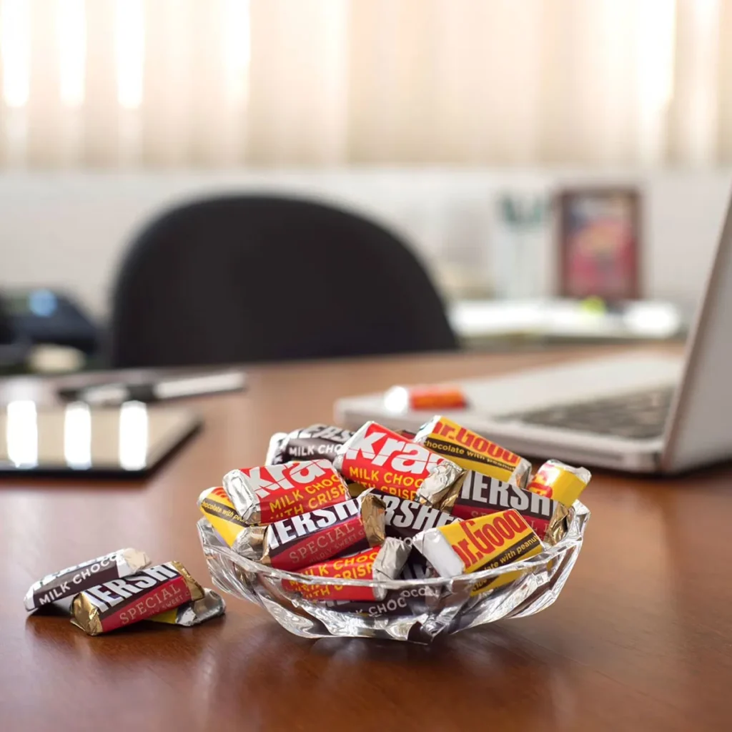 Giới thiệu Socola Hershey’s Miniatures Chocolate 1.58kg của Mỹ